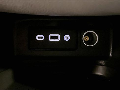 Used 2019 Chevrolet Equinox LS image 27