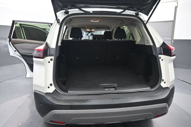 Used 2023 Nissan Rogue SV FWD image 8