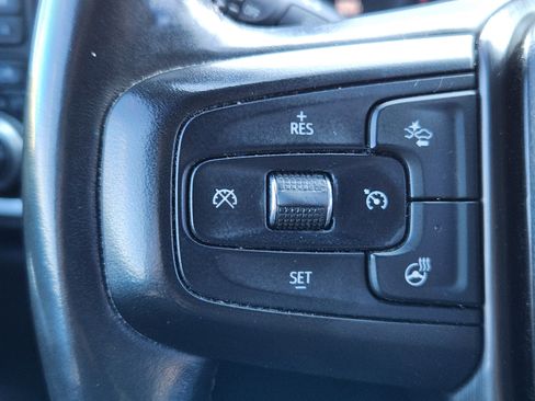 Certified 2019 GMC Sierra 1500 AT4 w/ AT4 Premium Package image 17