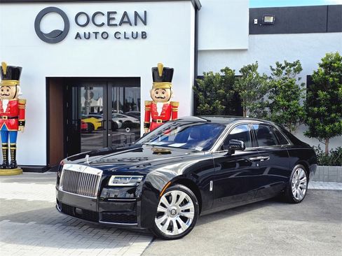 Used 2021 Rolls-Royce Ghost image 1