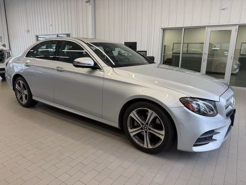 Certified 2019 Mercedes-Benz E 300 4MATIC image 1