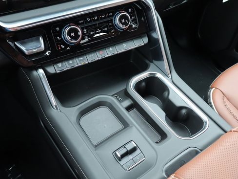 New 2026 GMC Sierra 2500 Denali Ultimate image 20