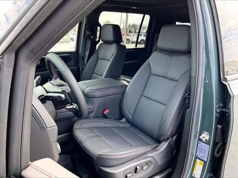 New 2026 Chevrolet Suburban RST w/ Comfort Package image 10