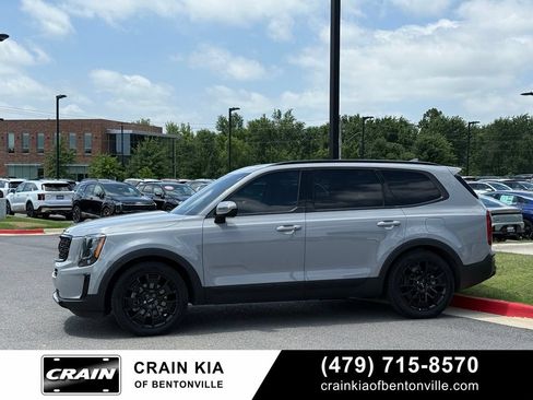 Certified 2022 Kia Telluride SX w/ SX Prestige Package AWD/4WD image 4