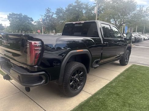 Used 2026 GMC Sierra 2500 AT4 w/ AT4 Premium Plus Package AWD/4WD image 2