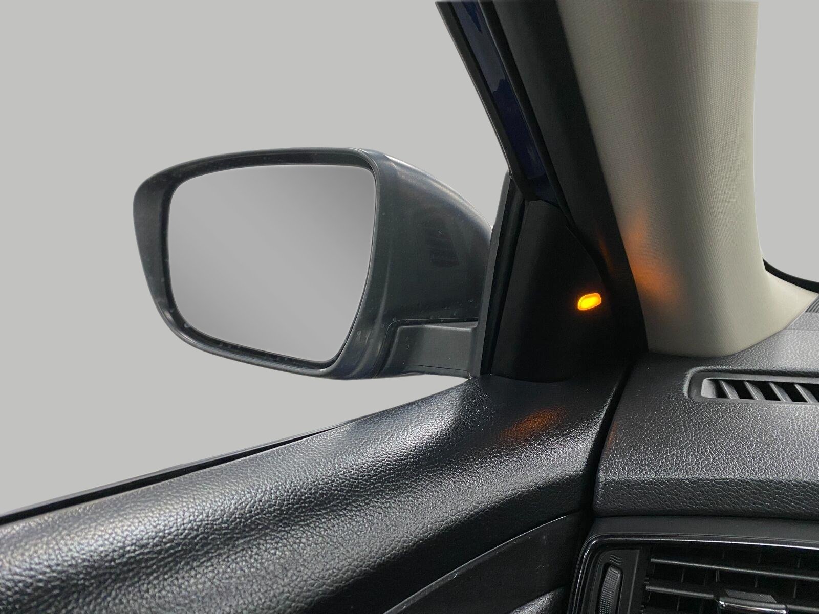 Used 2018 Nissan Rogue SV FWD image 21