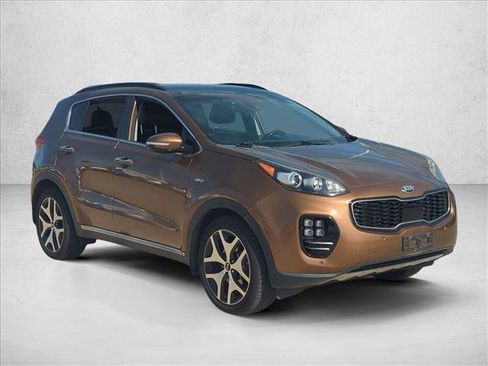 Used 2018 Kia Sportage SX image 3