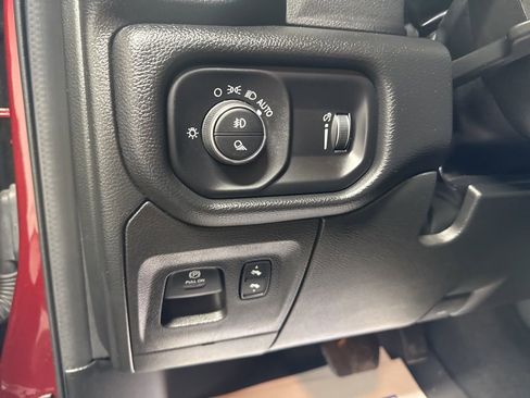 Used 2022 RAM 1500 Big Horn image 11