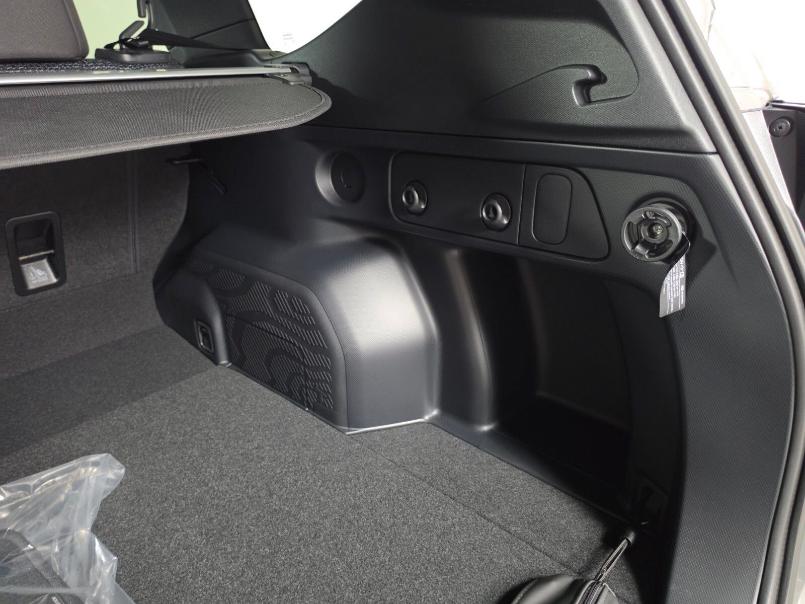 New 2026 Subaru Forester Premium AWD/4WD image 18