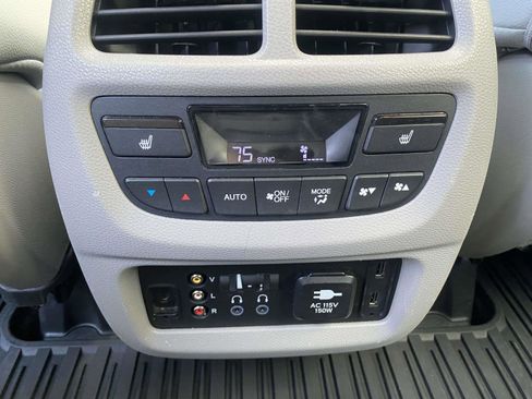 Used 2018 Honda Pilot Elite image 14