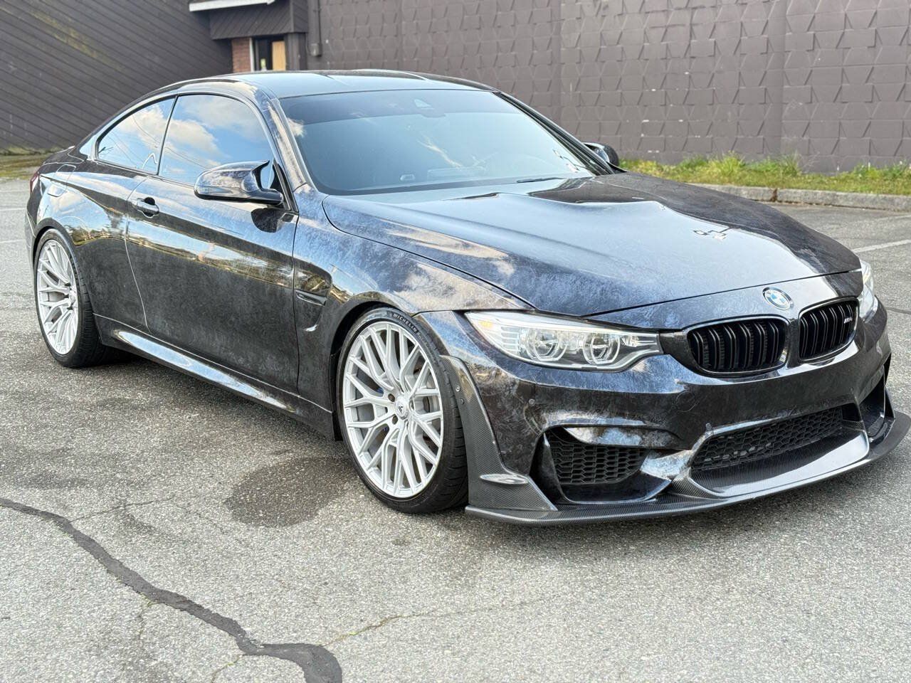 Used 2015 BMW M4 Coupe w/ Executive Package RWD image 2