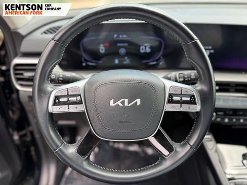 Used 2025 Kia Telluride S AWD/4WD image 14