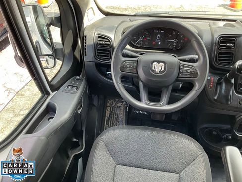 Used 2025 RAM ProMaster 2500 w/ Convenience Group FWD image 32