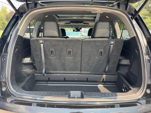 Used 2016 Honda Pilot Elite image 9