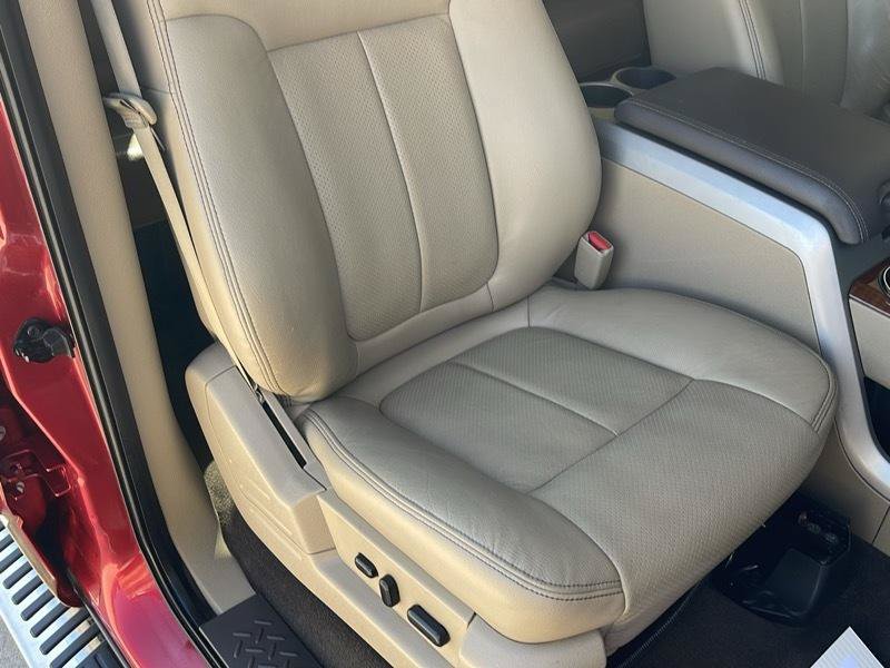 Used 2010 Ford F150 Lariat AWD/4WD image 45