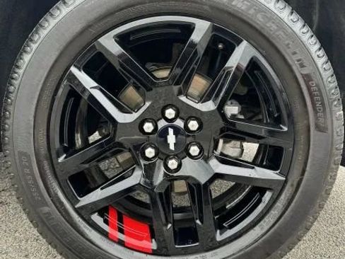 Used 2018 Chevrolet Traverse Premier w/ Redline Edition FWD image 15