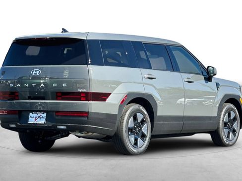Certified 2026 Hyundai Santa Fe SE FWD image 8