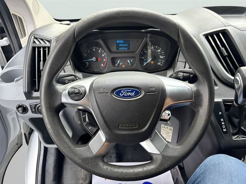 Used 2017 Ford Transit 250 130 Low Roof w/ Exterior Upgrade Package RWD image 19