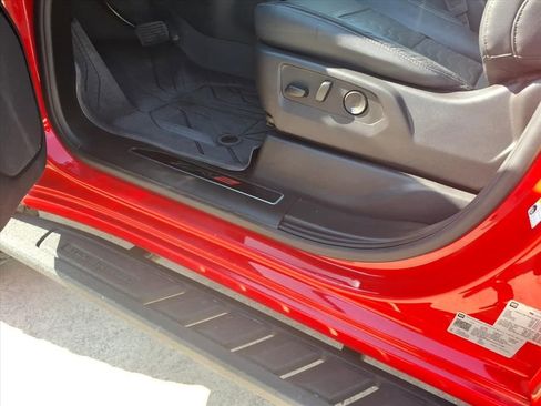 Used 2024 Chevrolet Silverado 1500 ZR2 w/ Technology Package image 17