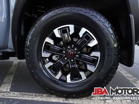 Used 2023 Nissan Frontier PRO-4X w/ Technology Package image 86