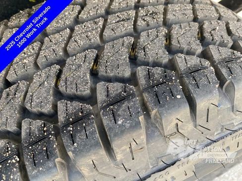 New 2025 Chevrolet Silverado 1500 W/T w/ Trailering Package image 15