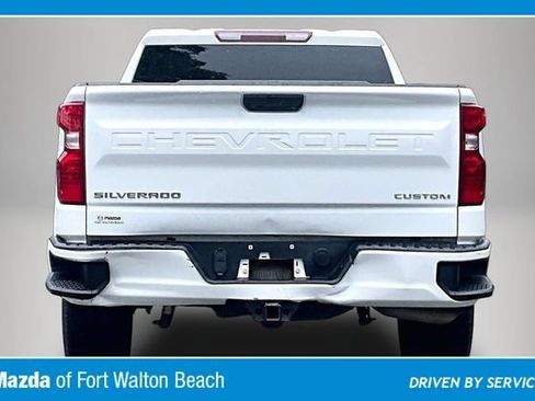 Used 2023 Chevrolet Silverado 1500 Custom AWD/4WD image 6
