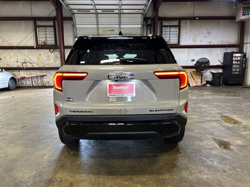 New 2026 GMC Terrain Elevation w/ Elevation Premium Package image 5