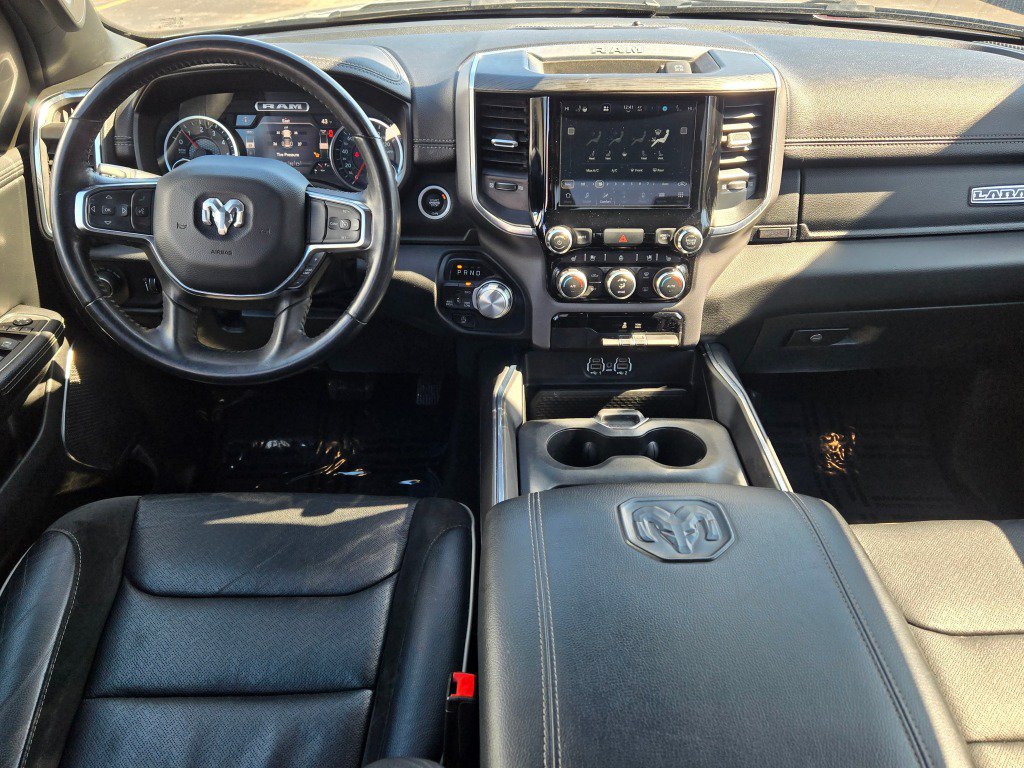 Used 2024 RAM 1500 Laramie AWD/4WD image 19