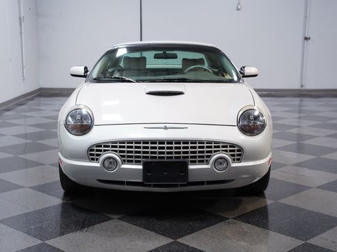 Used 2005 Ford Thunderbird 50th Anniversary RWD image 16