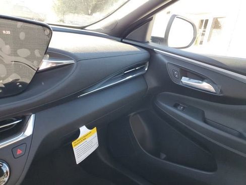 New 2026 Buick Envista Preferred w/ Convenience II Package image 25