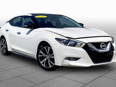 Used 2016 Nissan Maxima Platinum FWD image 3