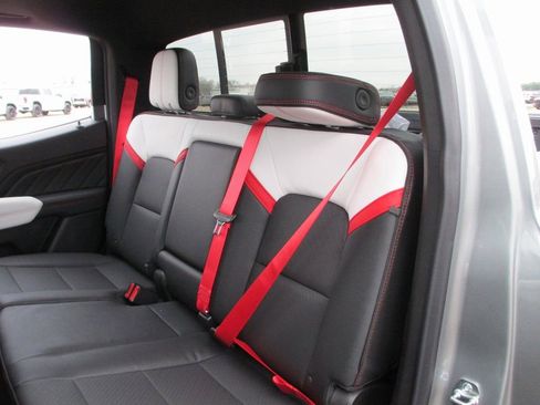 New 2026 GMC Canyon AT4X AWD/4WD image 12