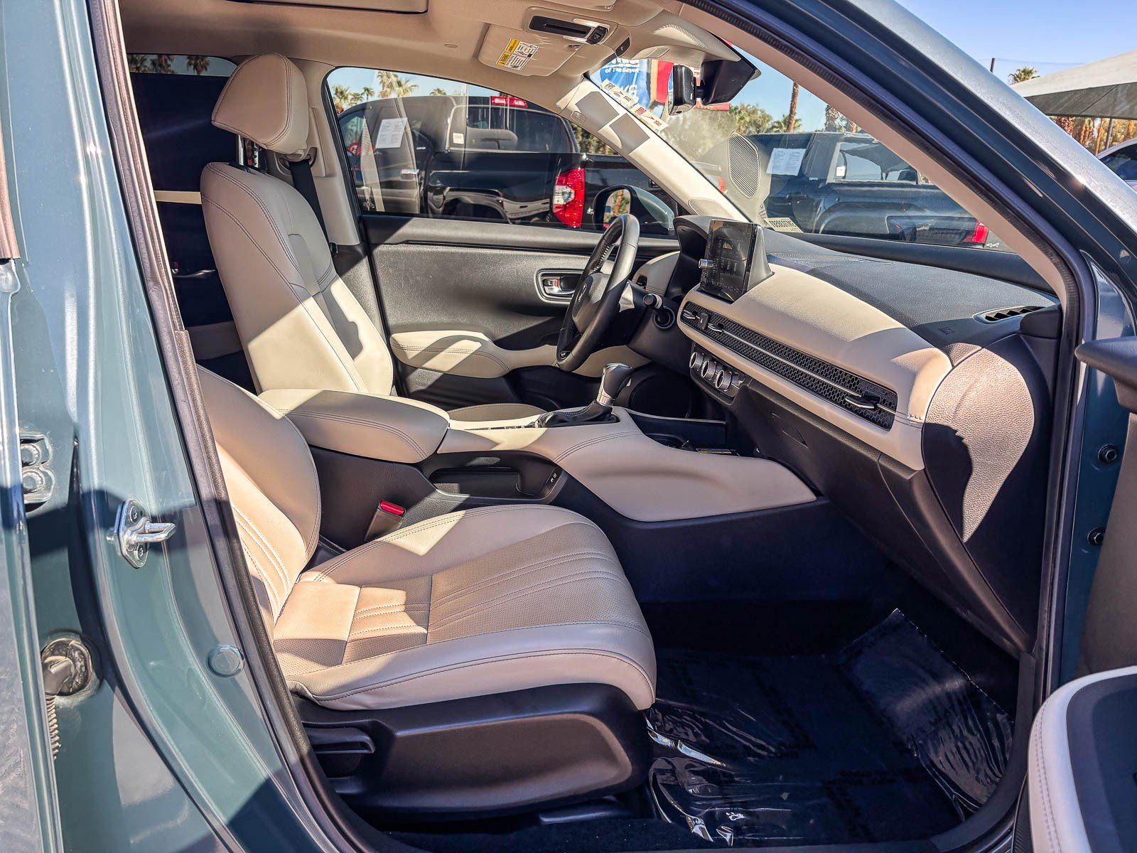 Certified 2025 Honda HR-V EX-L image 19