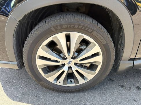 Used 2019 Subaru Ascent Limited w/ Popular Package #3 AWD/4WD image 9
