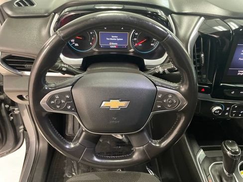 Used 2020 Chevrolet Traverse LT w/ Driver Confidence II Package AWD/4WD image 24