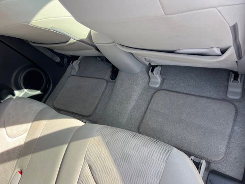 Used 2012 Toyota RAV4 4WD w/ Value Pkg image 16