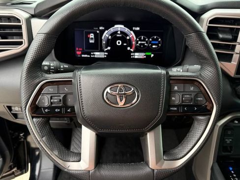 Used 2024 Toyota Tundra Limited AWD/4WD image 11