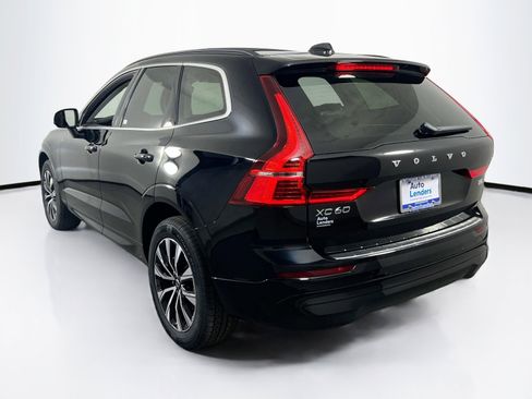 Used 2023 Volvo XC60 B5 Core w/ Climate Package image 7