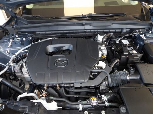 Used 2025 MAZDA CX-50 AWD 2.5 S w/ Cargo Package image 11