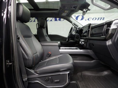 Used 2024 Ford F250 Lariat w/ Black Appearance Package image 31