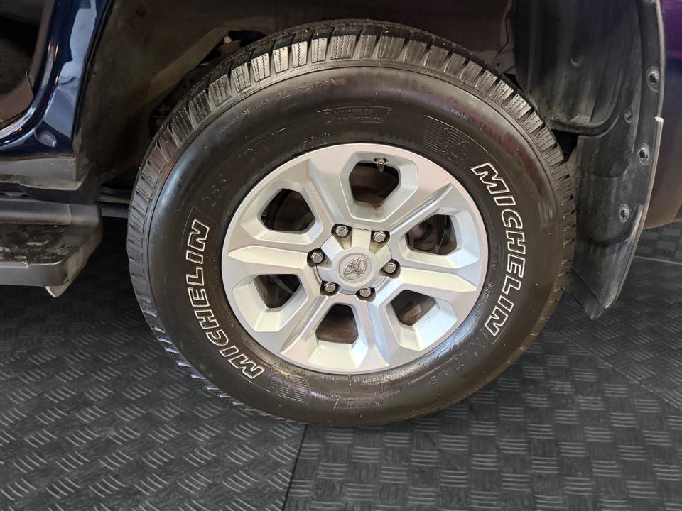 Certified 2019 Toyota 4Runner SR5 Premium AWD/4WD image 26