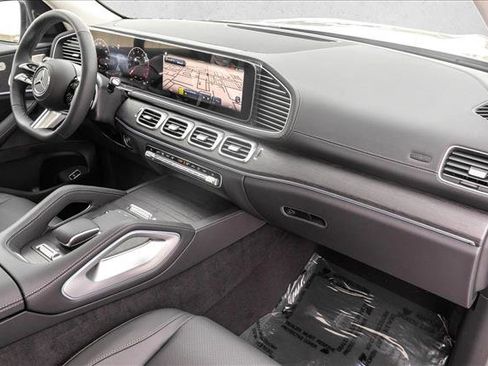 New 2026 Mercedes-Benz GLS 450 4MATIC image 29