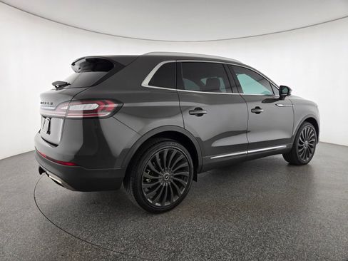 Used 2023 Lincoln Nautilus Black Label w/ Class II Trailer Tow Package AWD/4WD image 2