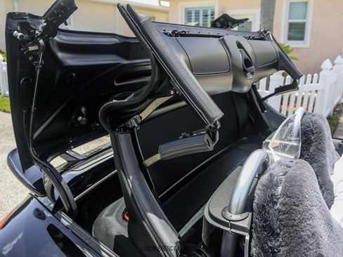 Used 2005 Chrysler Crossfire SRT-6 RWD image 53