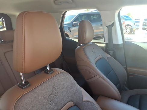 Certified 2025 Ford Bronco Sport Outer Banks w/ Outer Banks Tech Package+ image 12