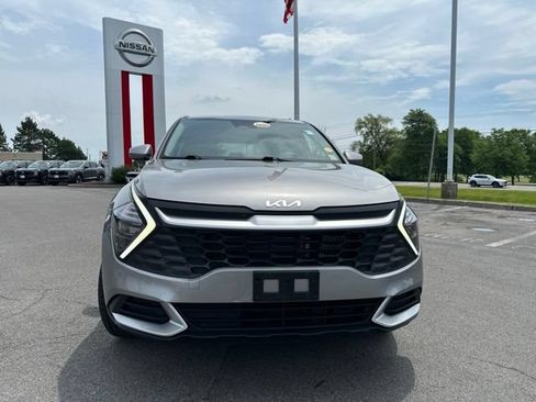 Used 2023 Kia Sportage LX AWD/4WD image 10