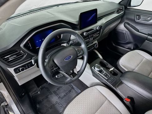 Certified 2024 Ford Escape Active image 2