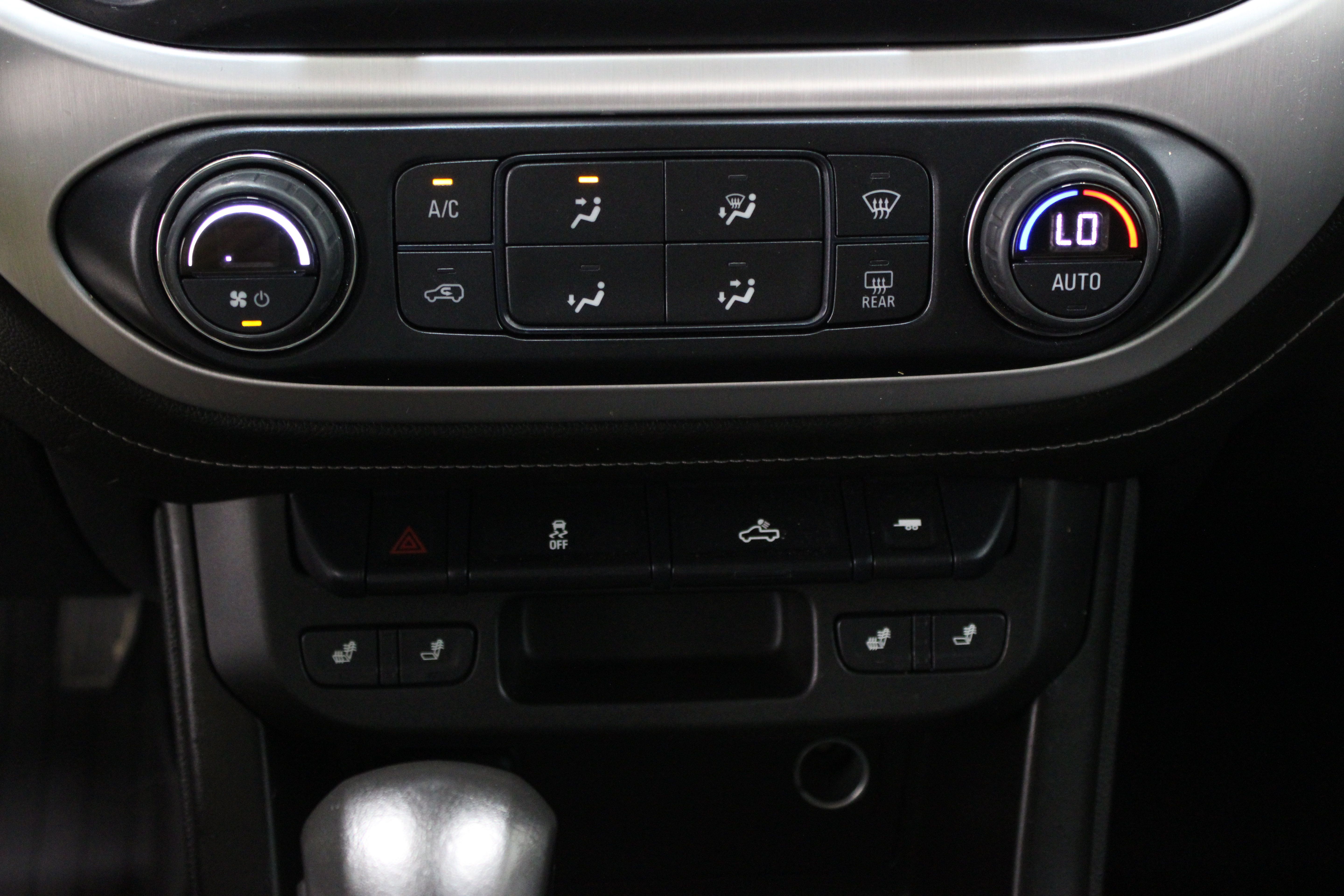 Used 2022 GMC Canyon Elevation w/ Elevation Premium Package RWD image 19
