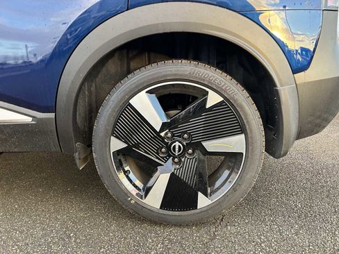 New 2026 Nissan Kicks SR image 5