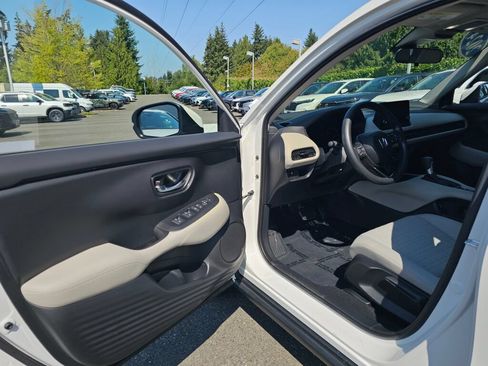 Certified 2024 Honda HR-V LX image 23